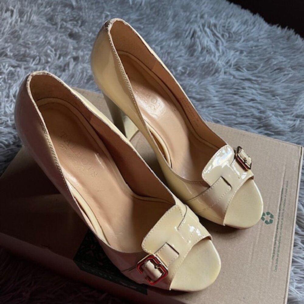 Talbots Patent Leather Peep Toe Heel. Nude, Size 7W, Heel Height 4"